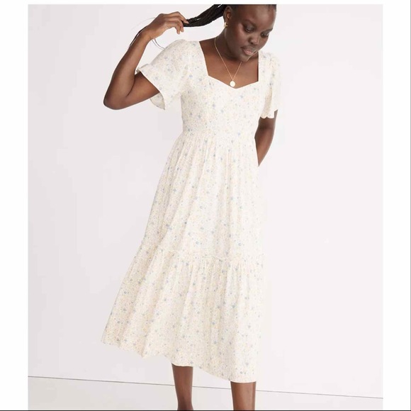 Madewell Dresses & Skirts - Madewell Flutter-Sleeve Tiered Maxi Dress in Folkmagic Floral - White - Size 6